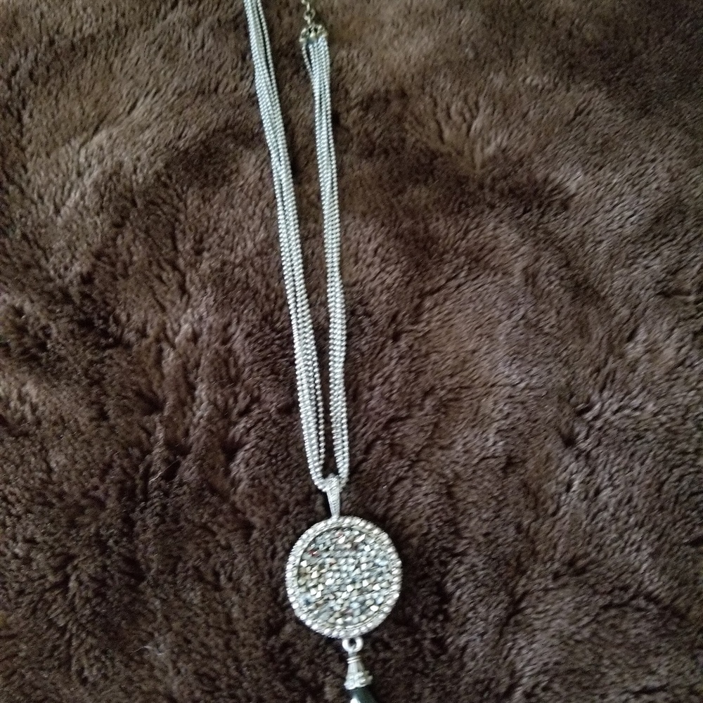 Necklace - Picture 2 of 4